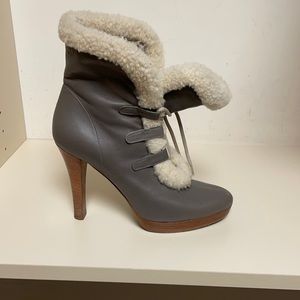 Fendi booties with calf skin and fur